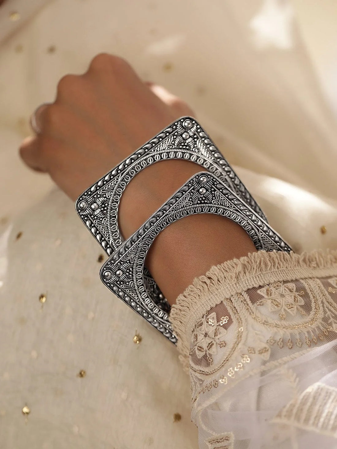 Color_Silver
