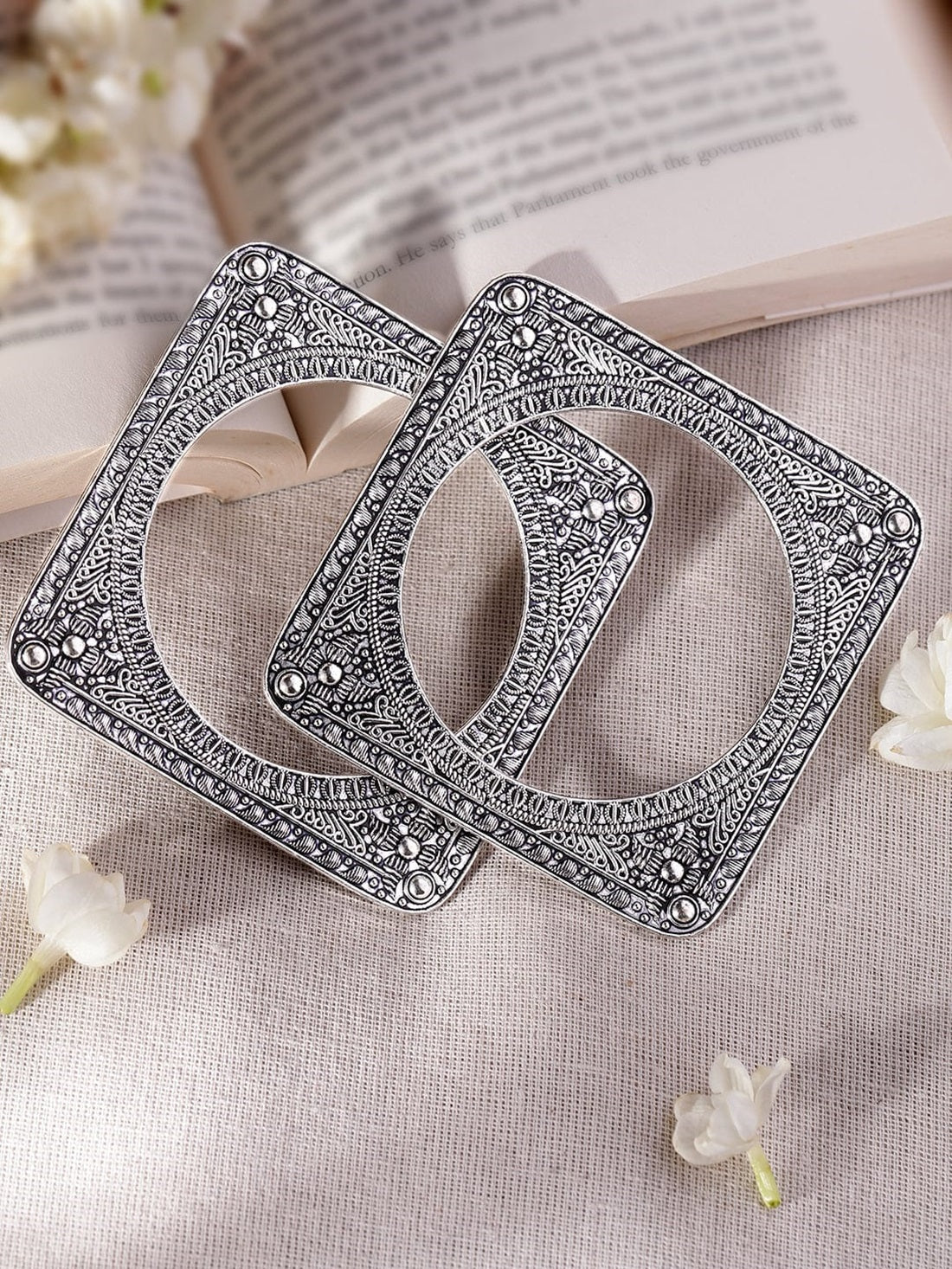 Color_Silver