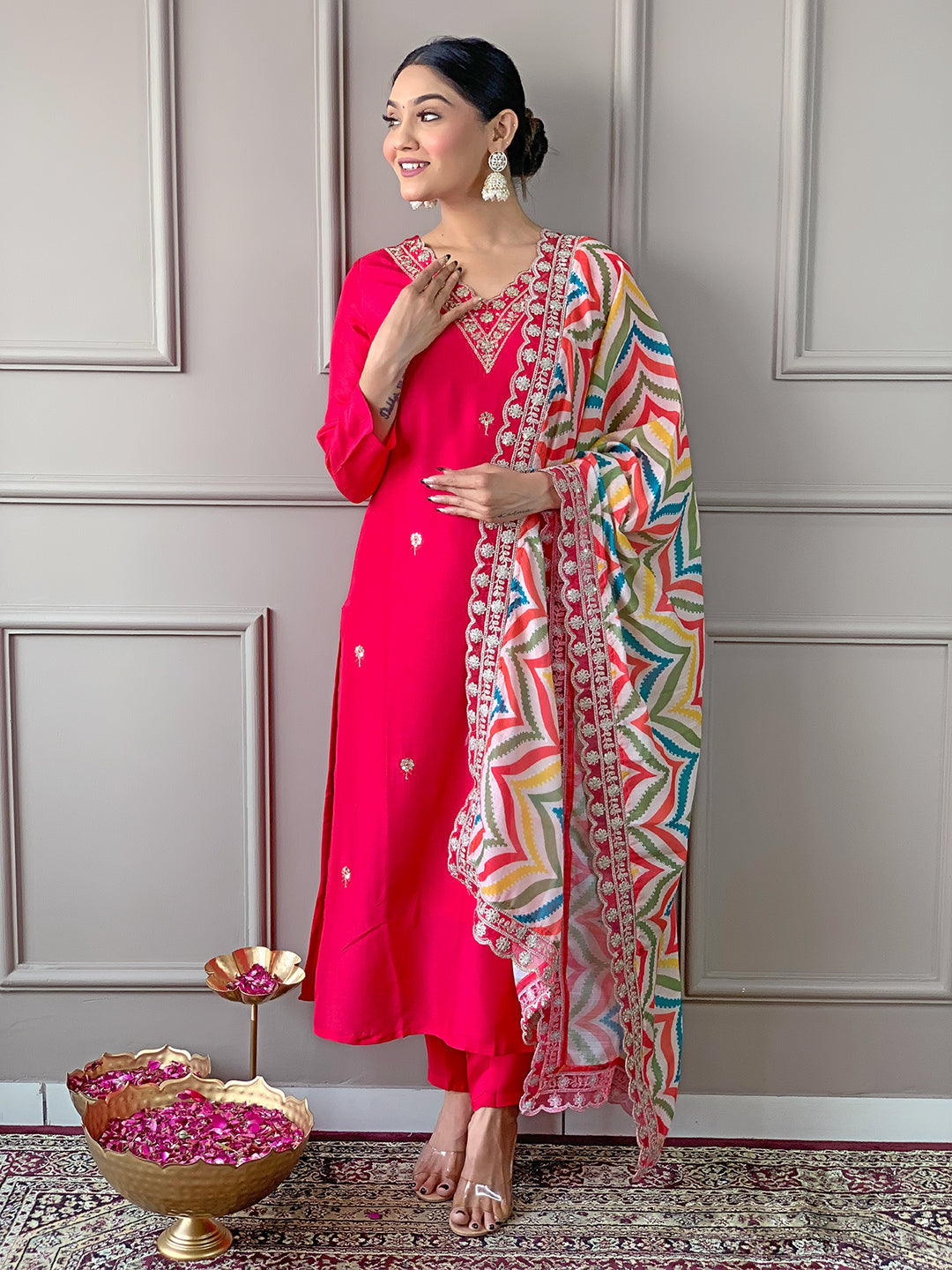 Women's V Neck Embroidered Work Viscose Fabric Kurta & Pant With Dupatta Set - Taantav