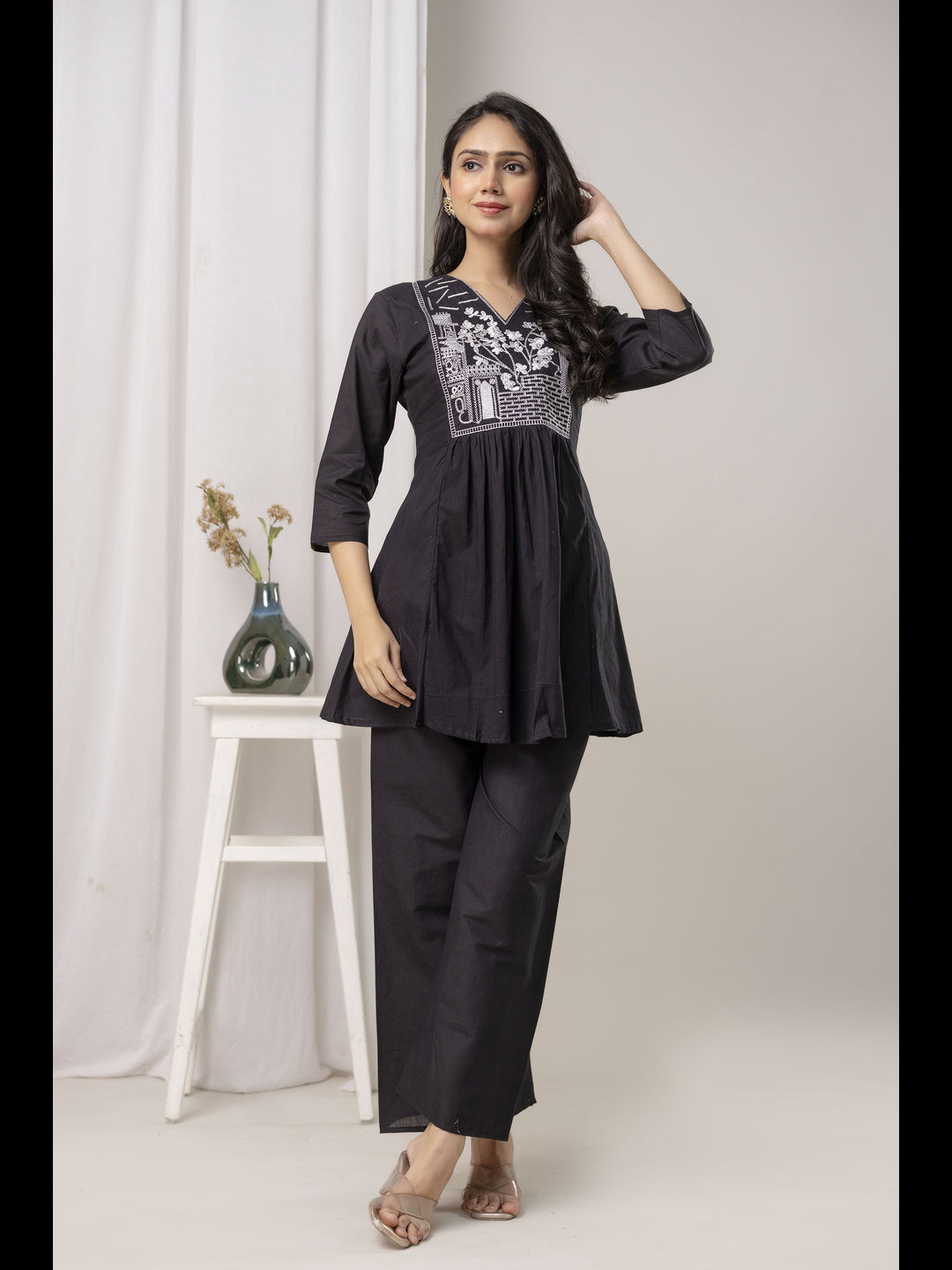 Color_Black