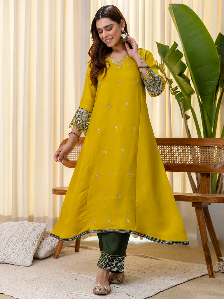 Color_YELLOW