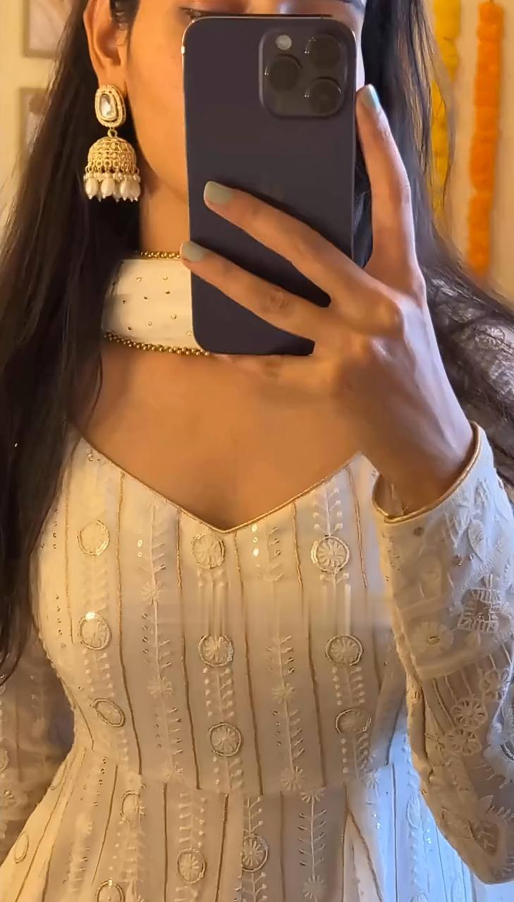 Color_OFF WHITE