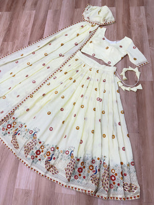 Color_Off White