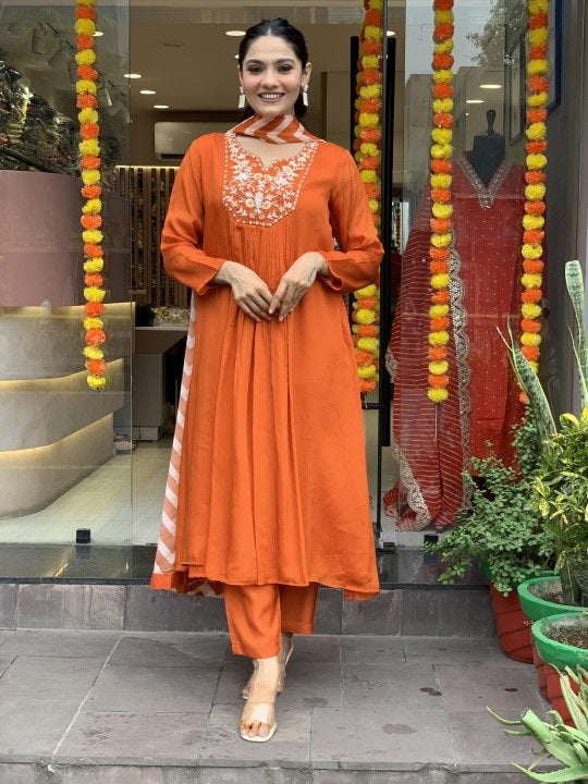 Color_Orange
