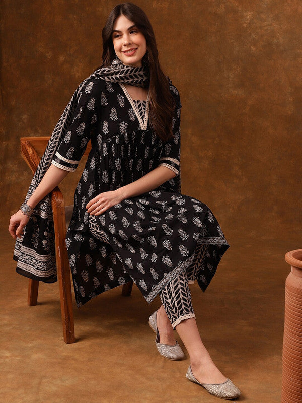 Color_Black