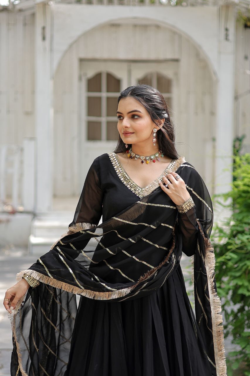 Women's Black Cotton Embroidery Anarkali Set - ROTRENSO