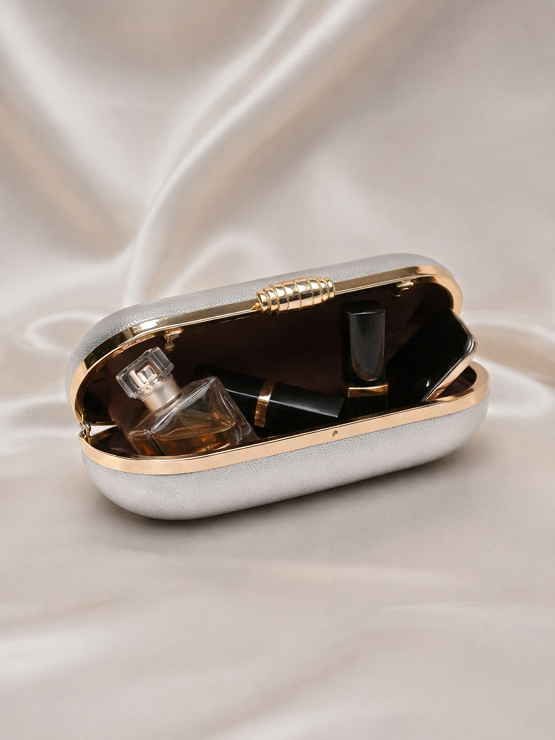 Color_Silver