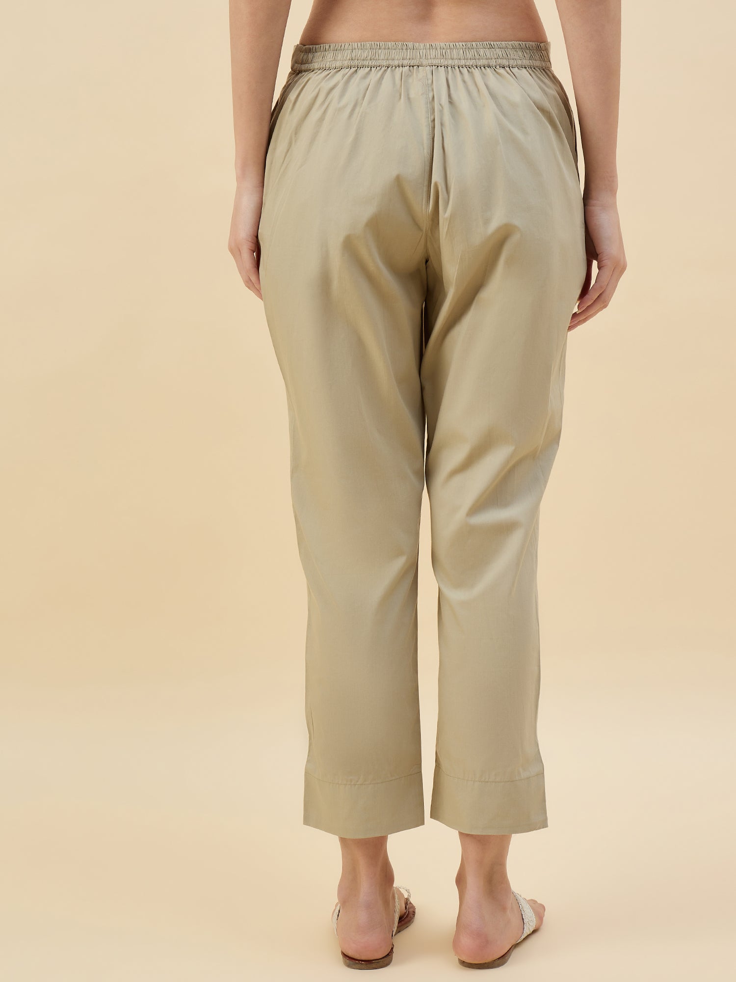 Color_Beige
