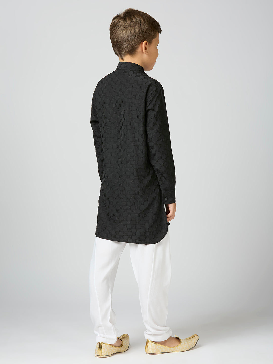 Color_Black