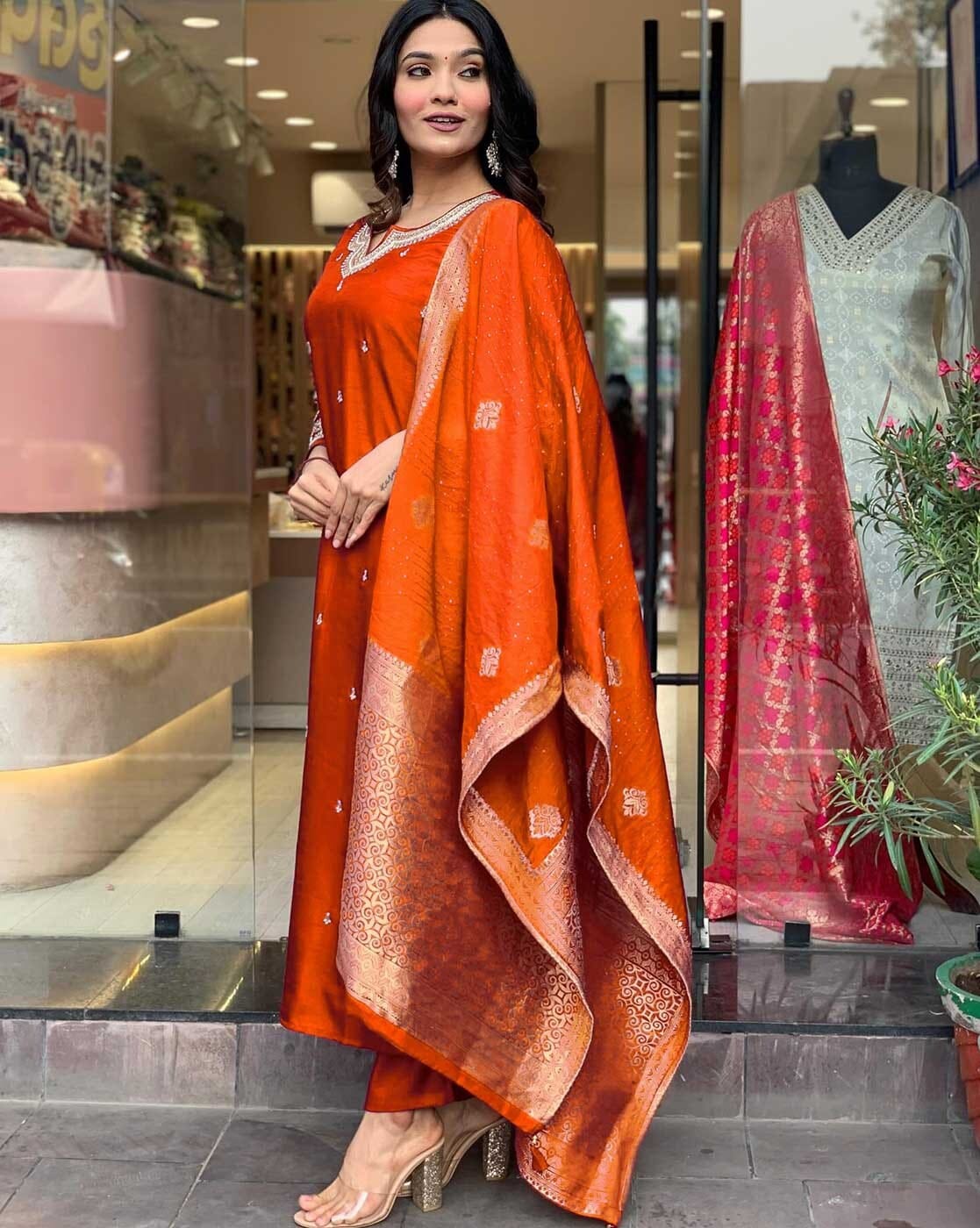 Color_Orange