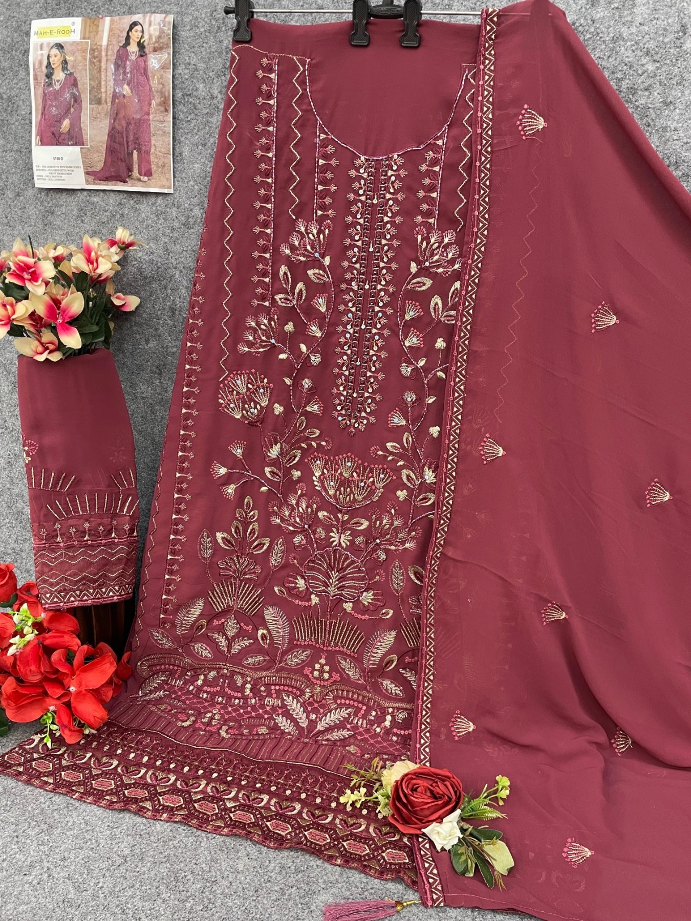 Color_maroon
