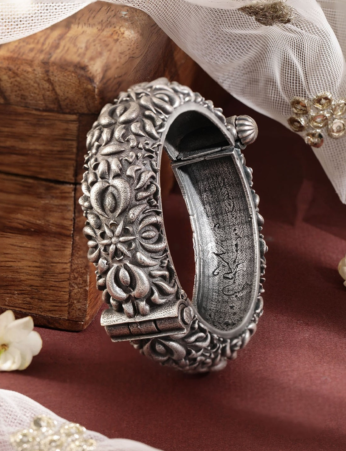 Color_Silver