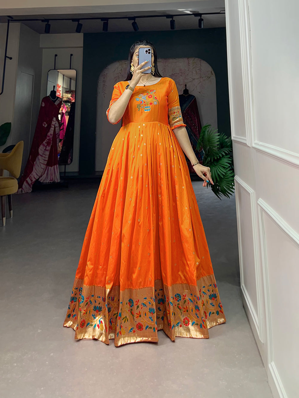 Color_Orange