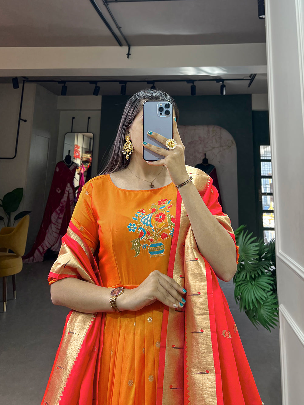 Color_Orange