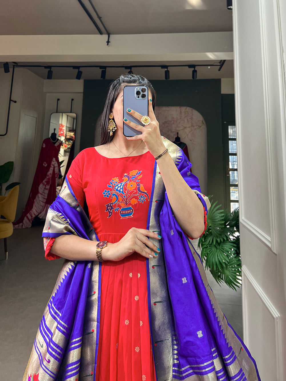 Color_Red