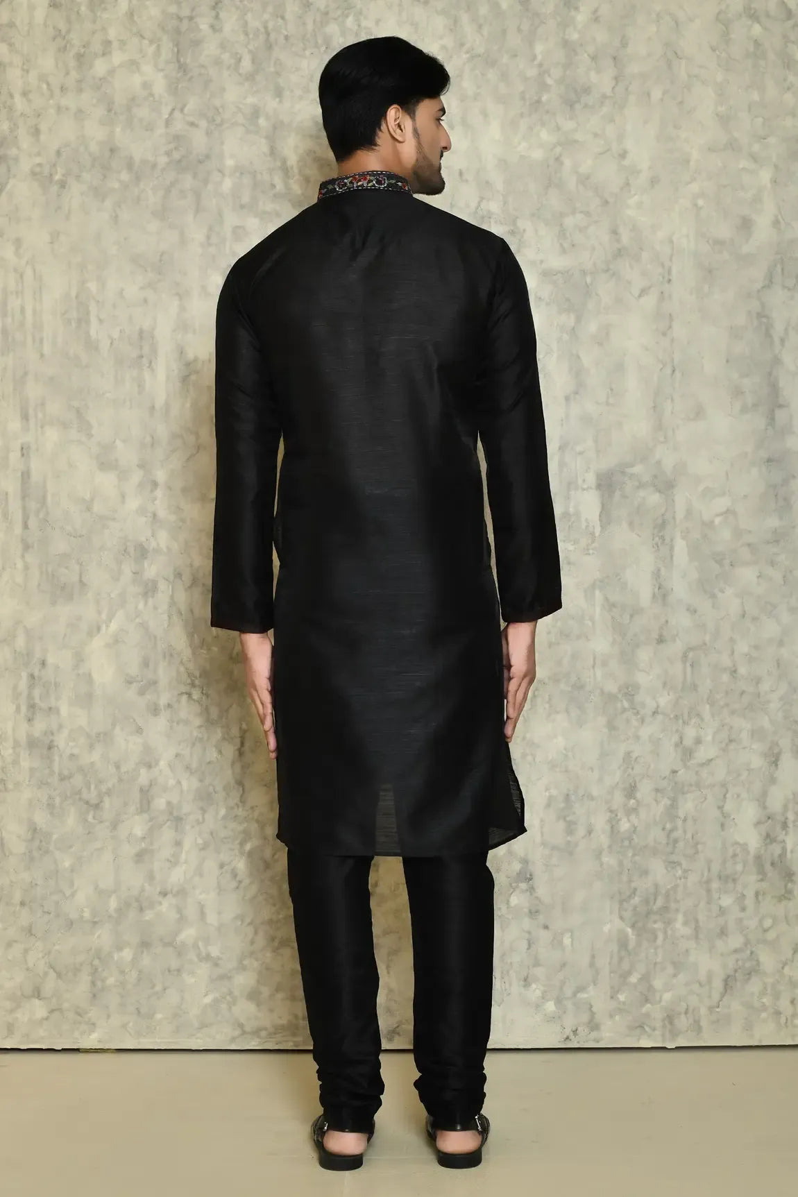 Color_Black