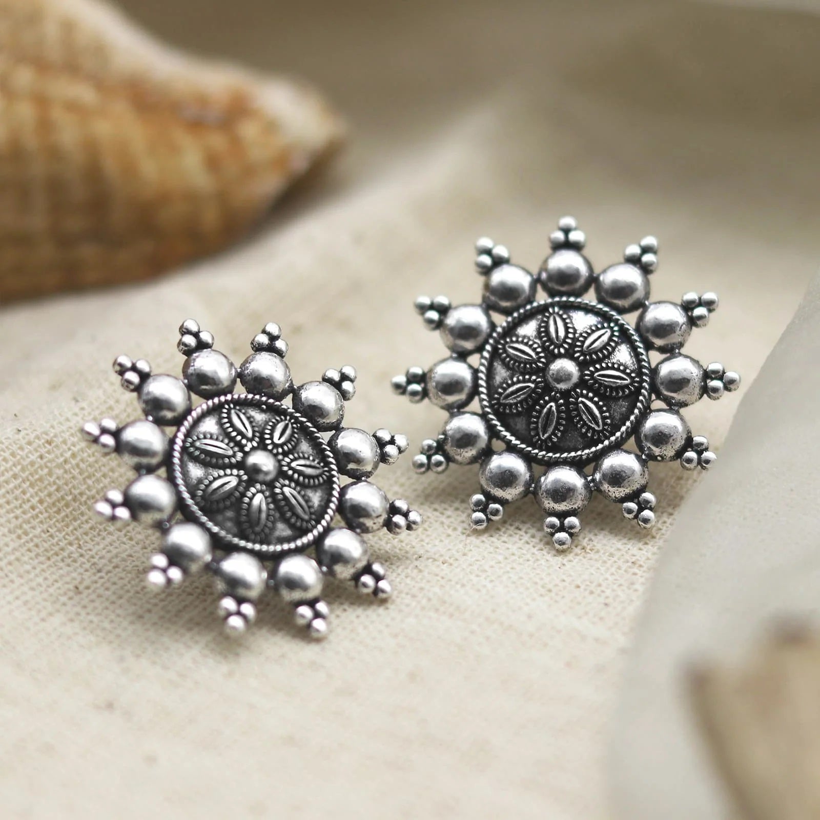 Color_Silver