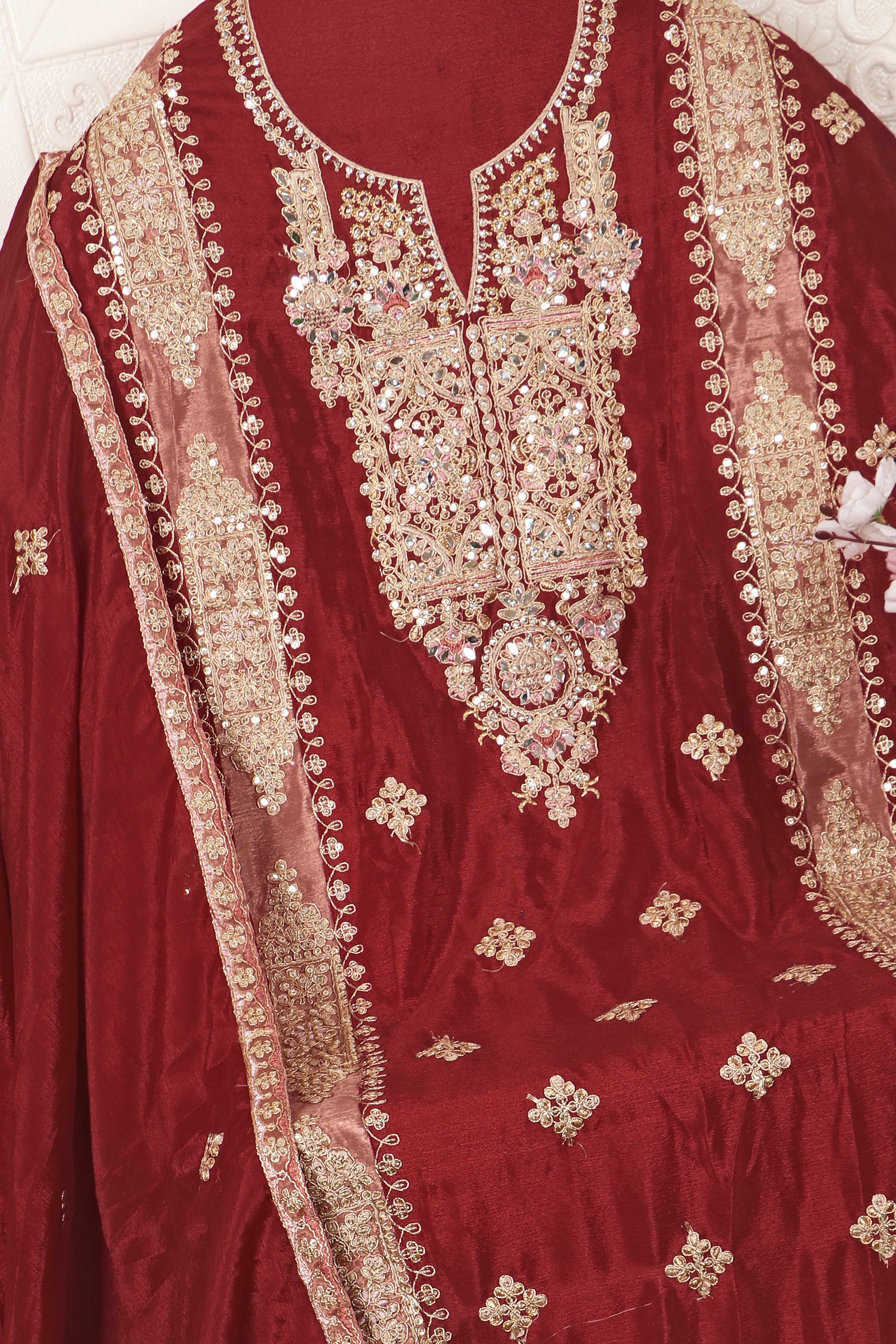 Color_maroon