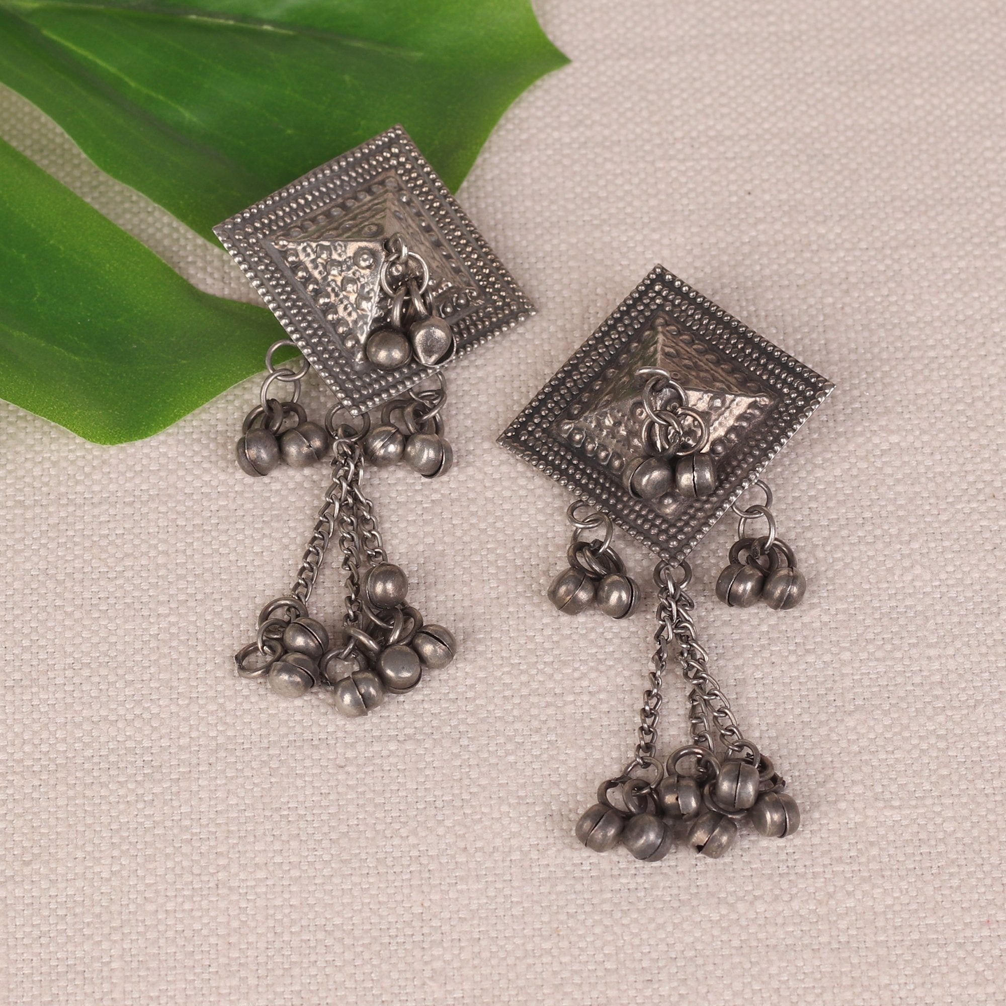 Women's Designer Ghunghroo Earings In German Silver