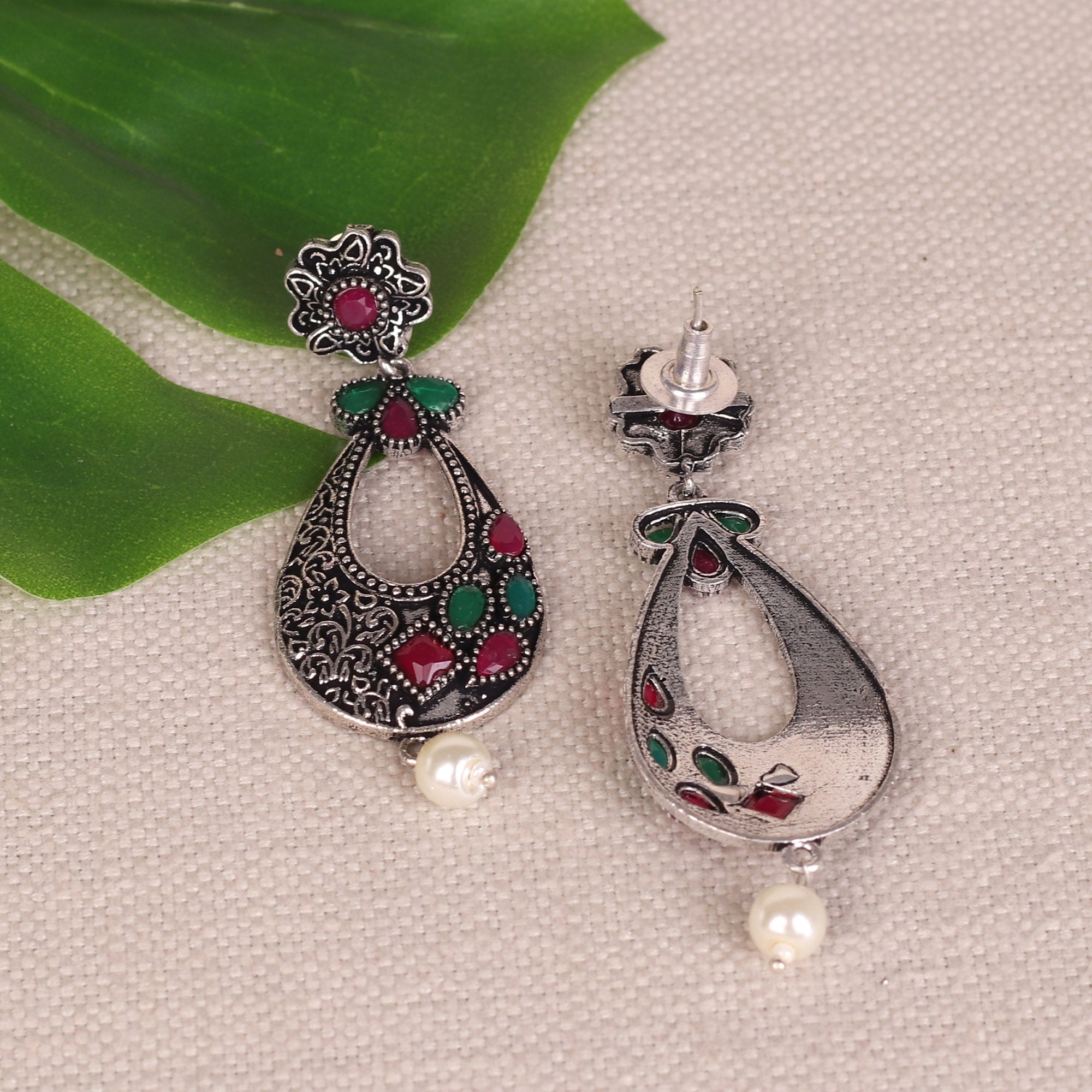 Women's Stone Studded Oxidised Earings In Red & Green