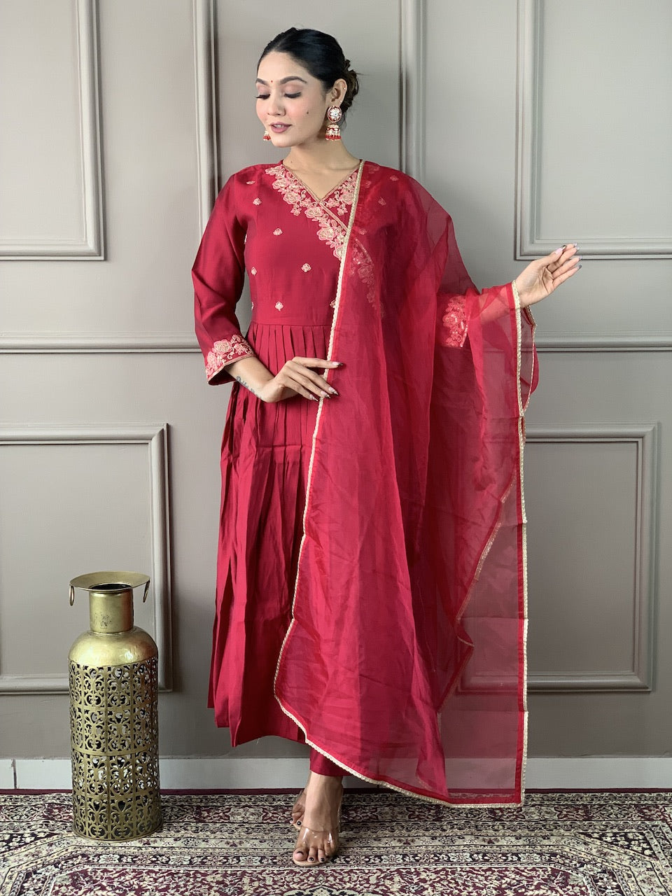 Color_maroon