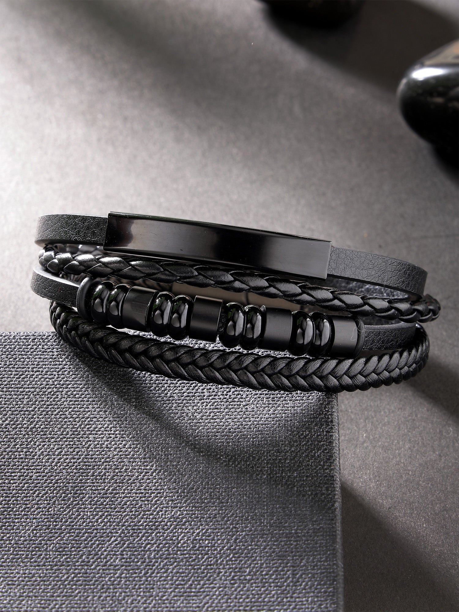 Color_Black