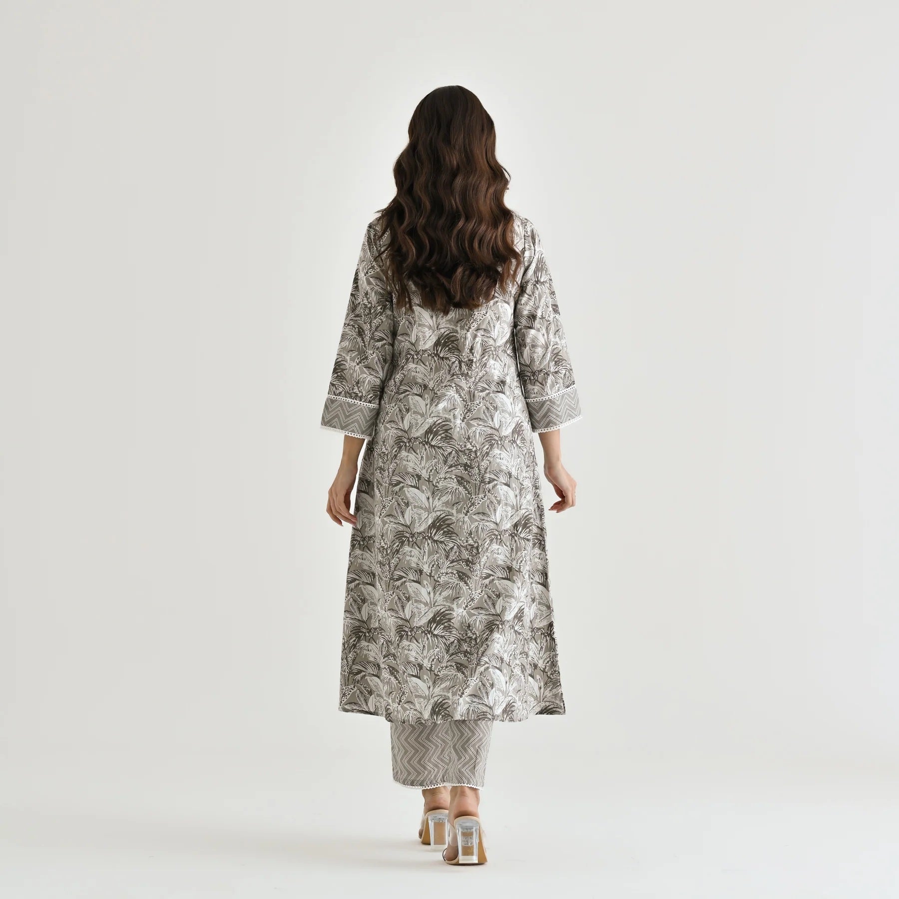 Color_Grey