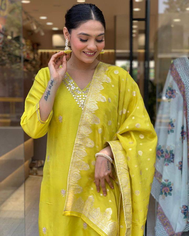 Color_Yellow