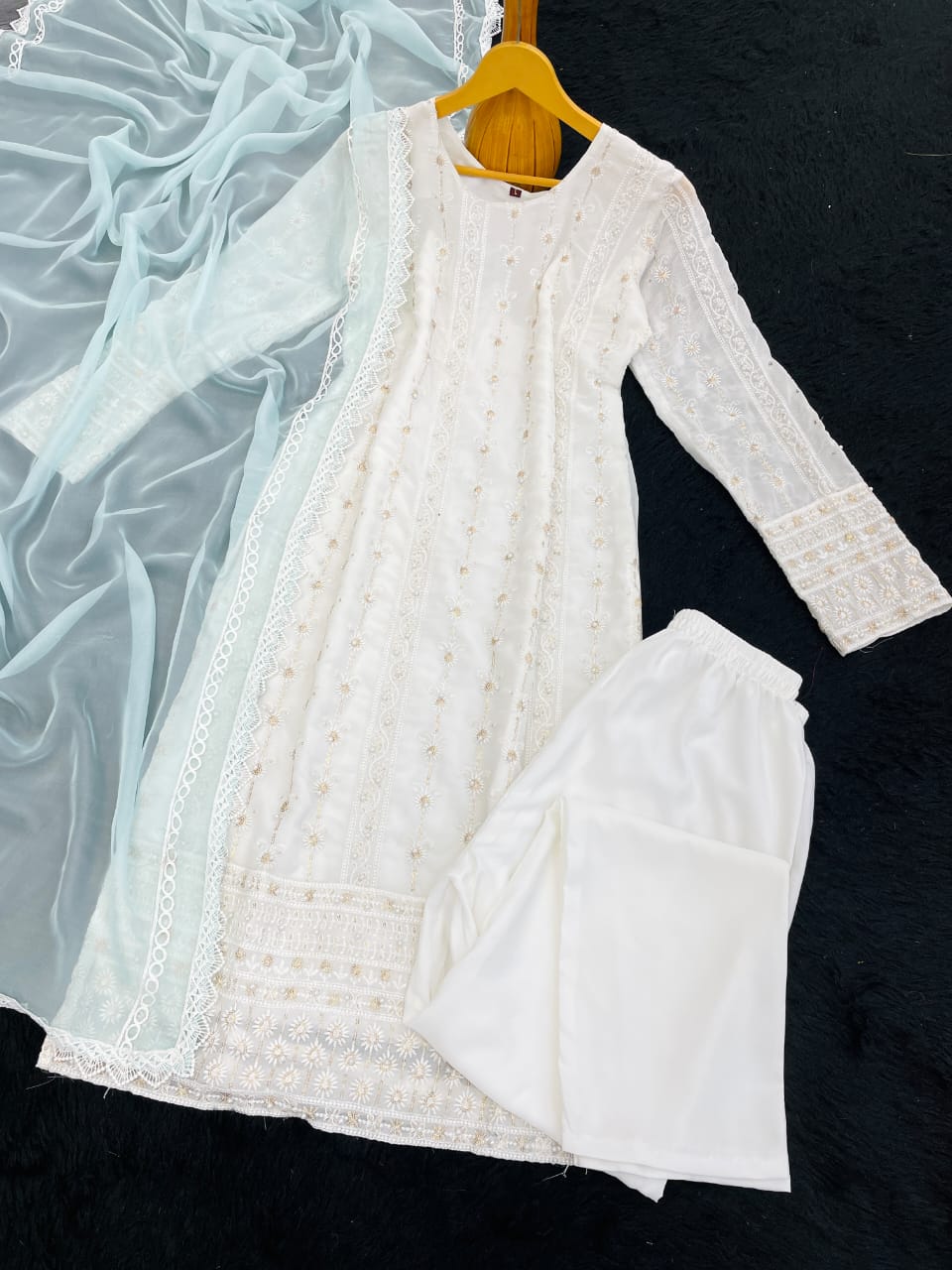 Color_White
