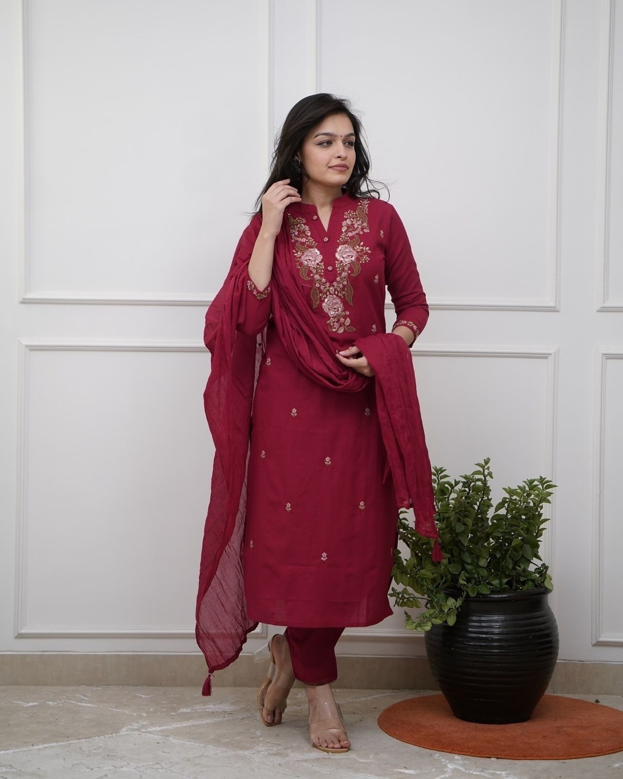 Color_maroon