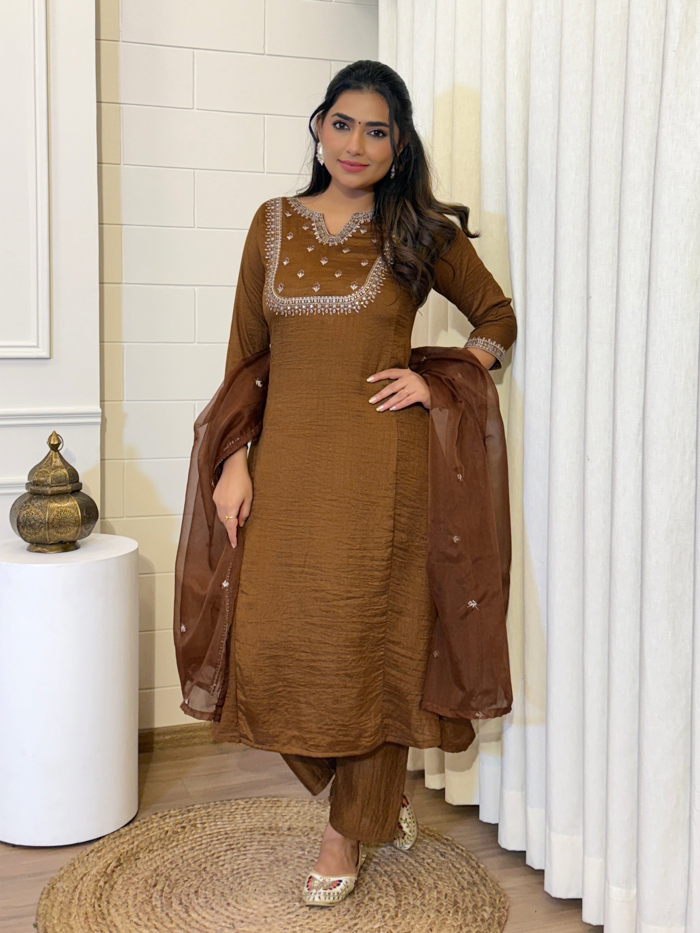 Color_brown