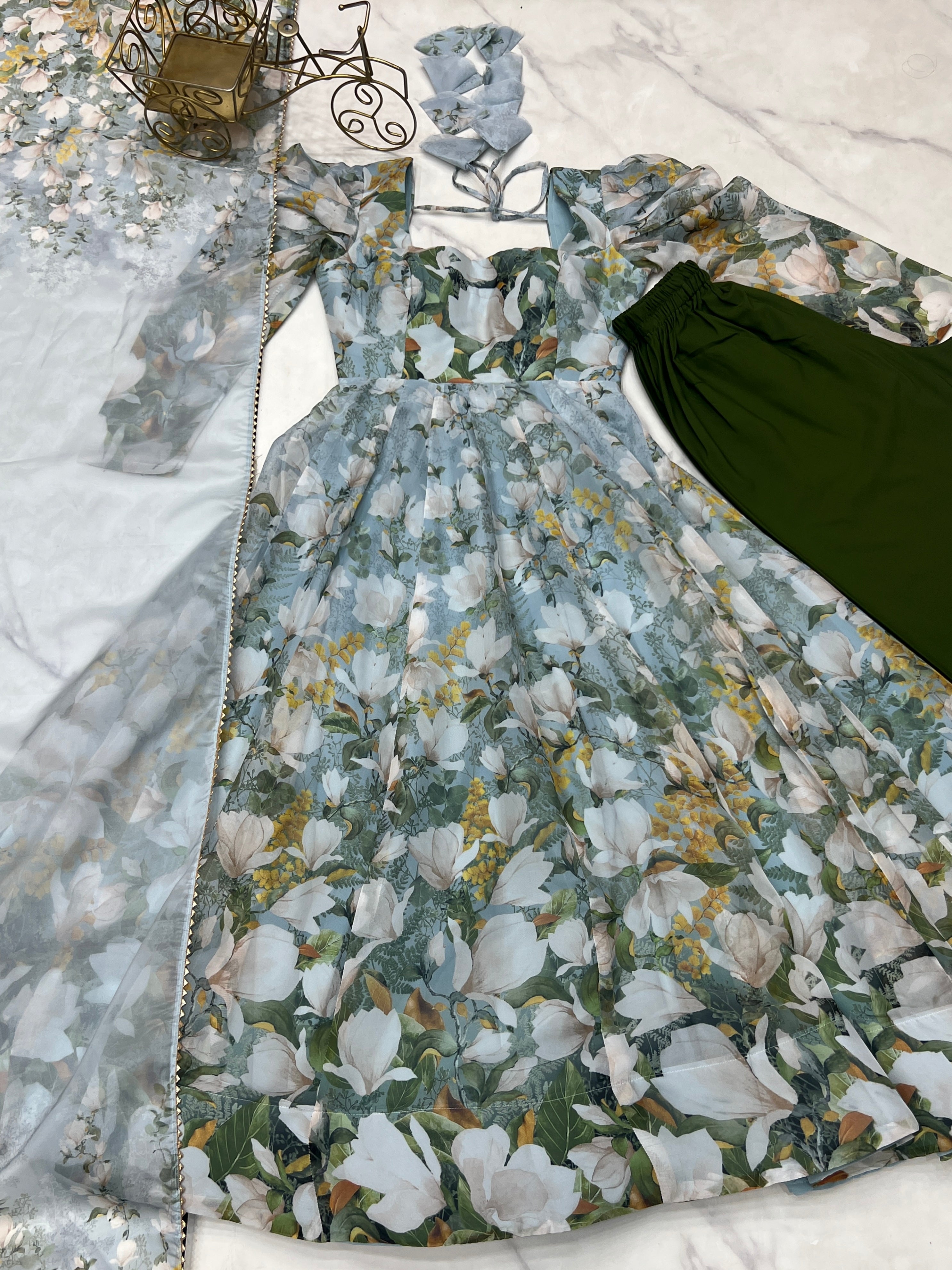Color_Grey