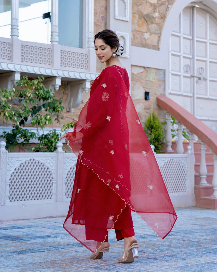 Women's Embroidered Chanderi Silk In Red Salwar Kameez