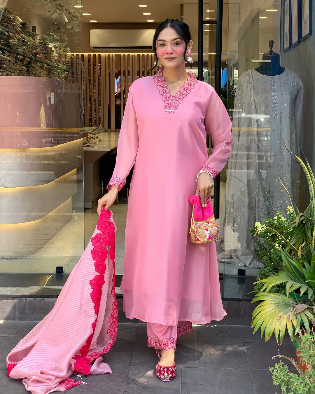 Color_Pink