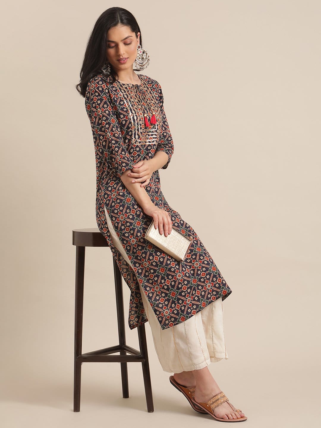 Women's Blue And Maroon Abstract Printed Kurta With Gota Work On Yoke And 3/4Th Sleeves