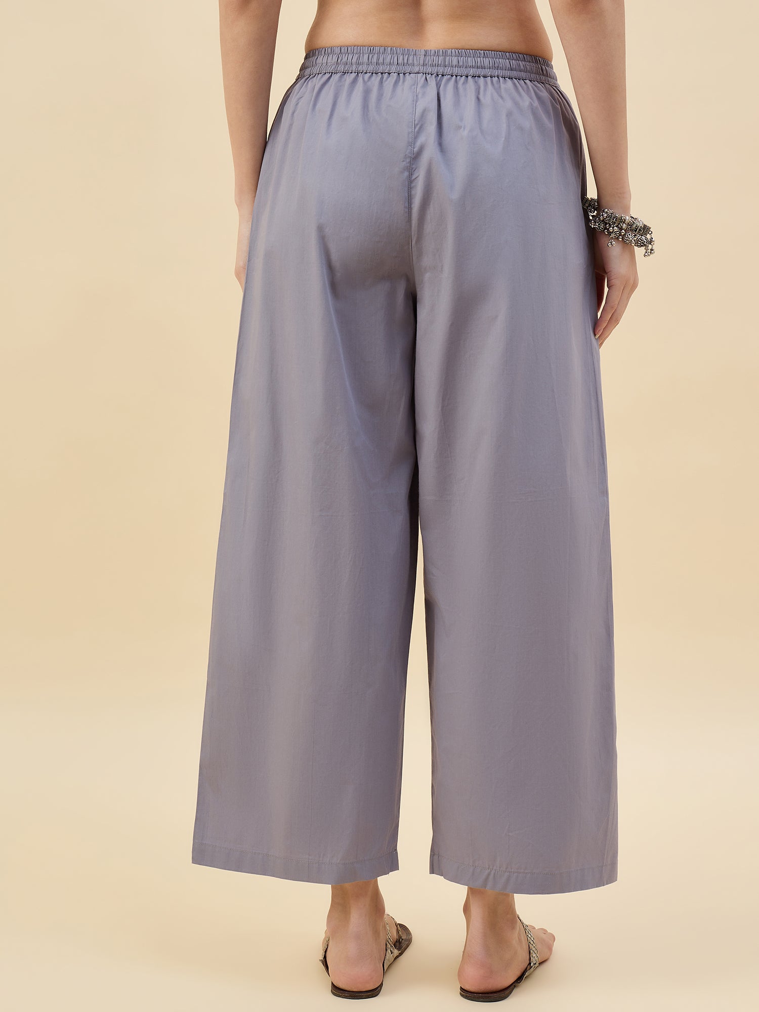 Color_Grey