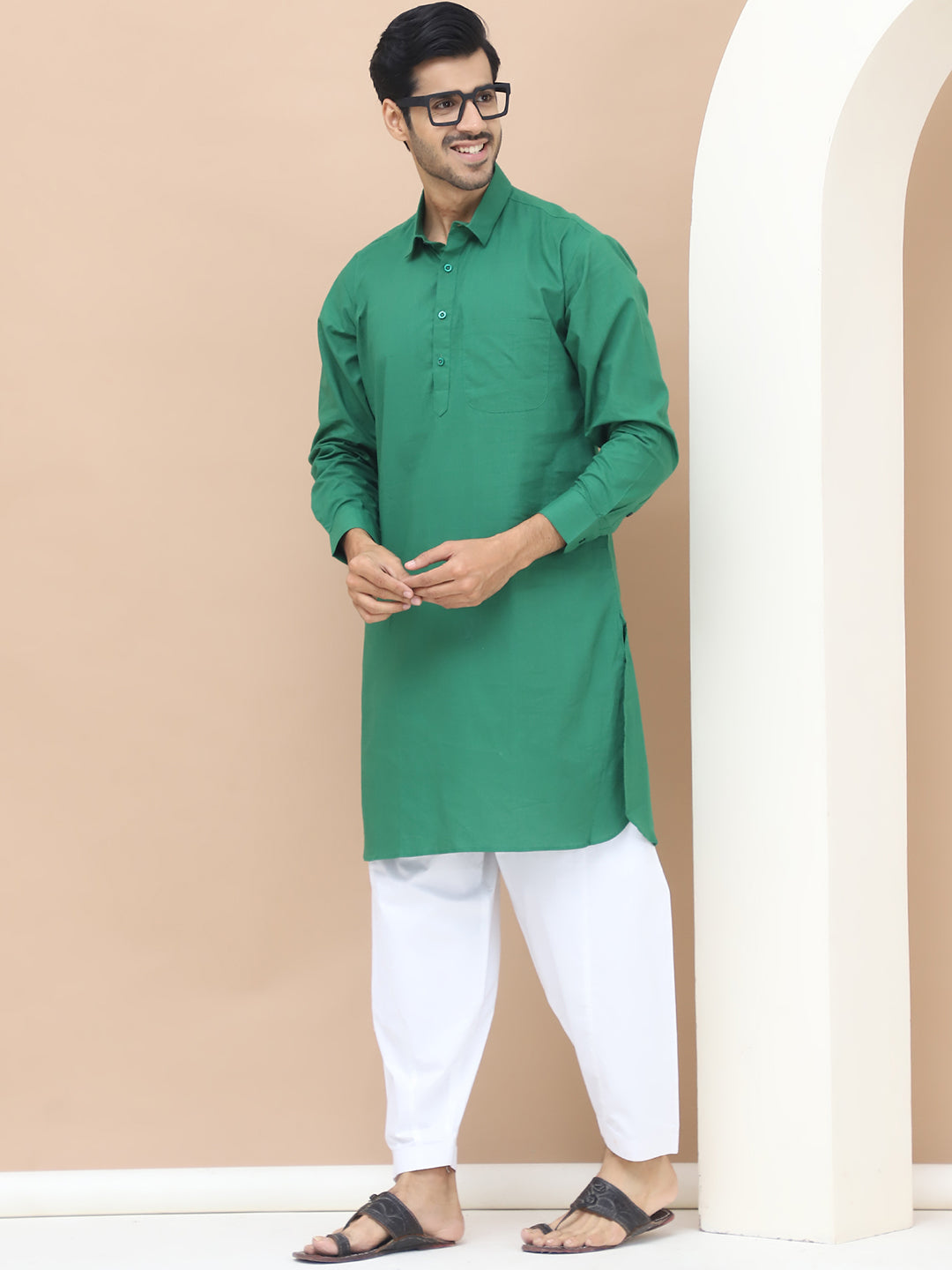 Men's  Green Cotton Solid Kurta Set - Grage