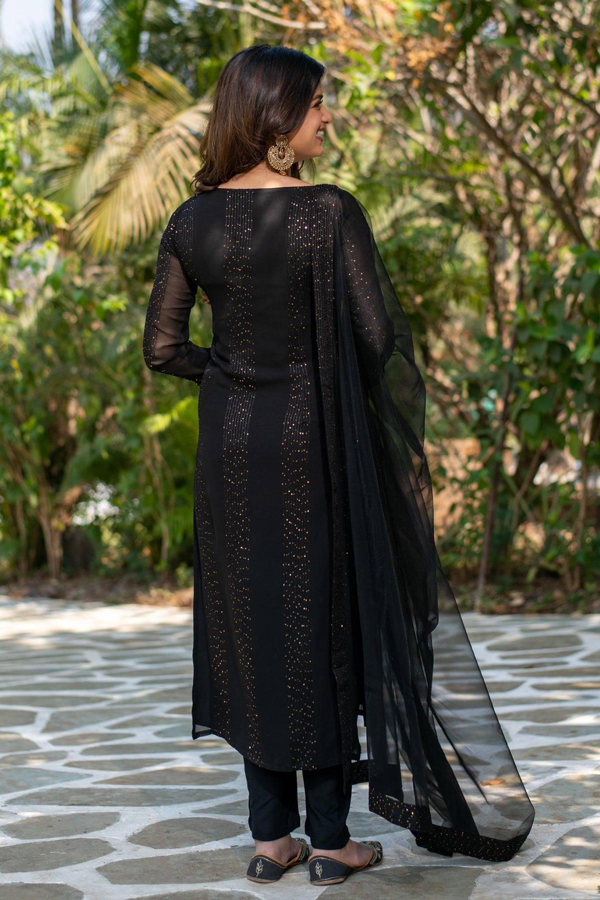 Women's Black And Gold Thread Work Kurta Set - Label Shaurya Sanadhya USA