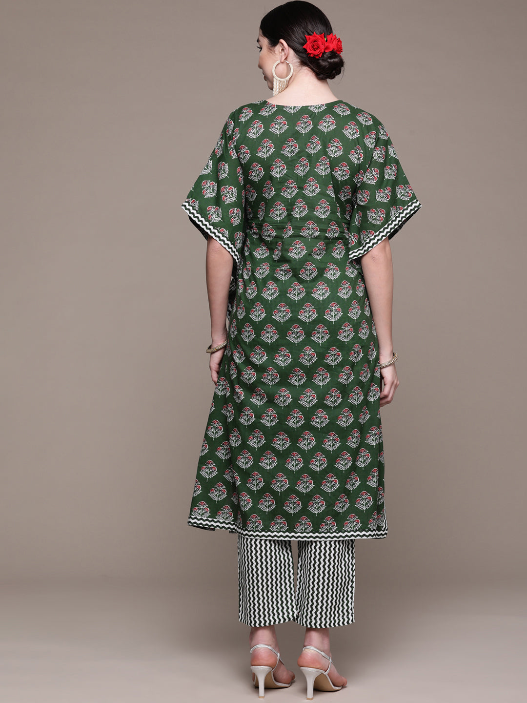 Women's Green Cotton Kaftan Kurta with Trousers  by Anubhutee (2 Pc Set) Final Clearance Sale