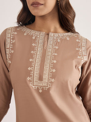 Color_Brown