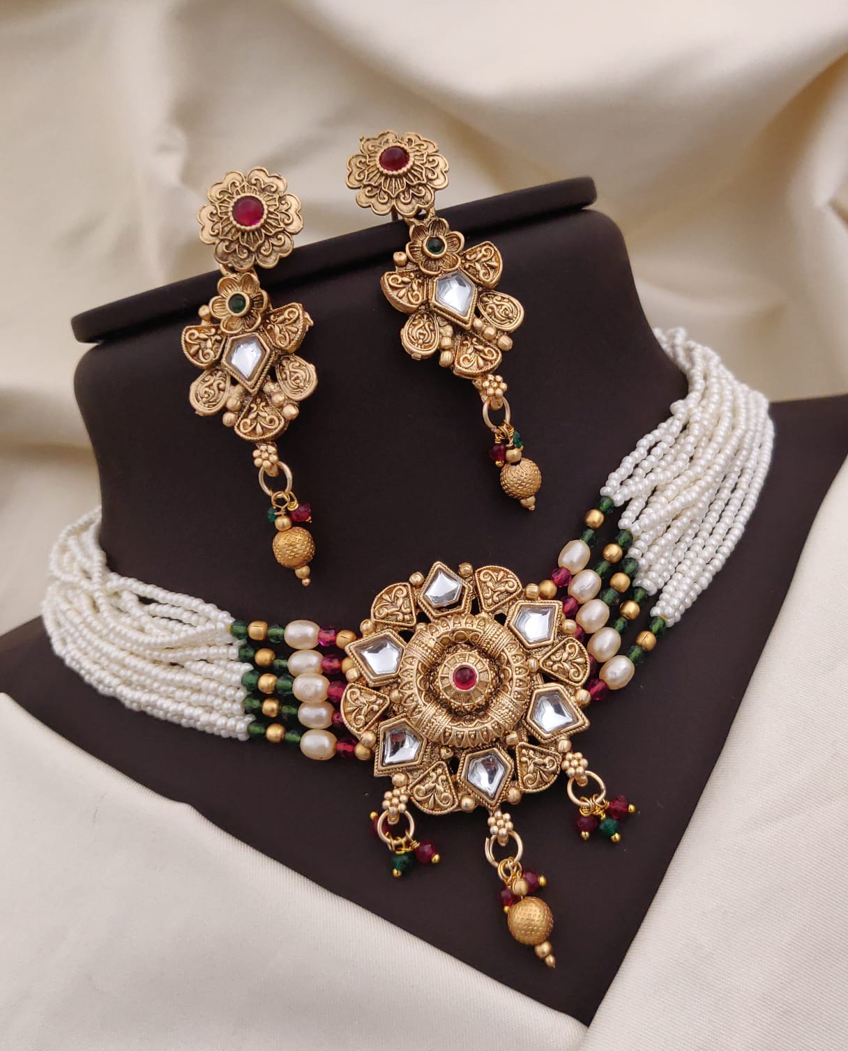 Color_GOld