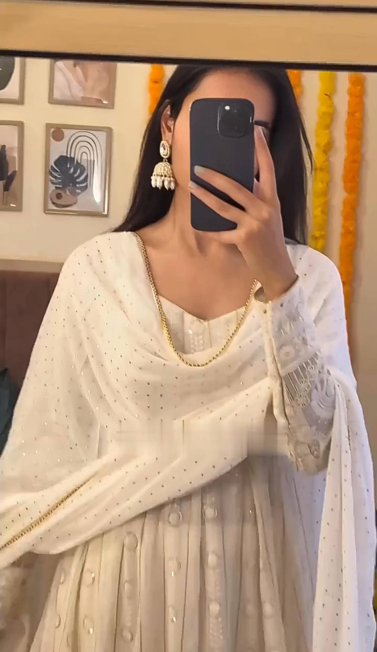 Color_OFF WHITE