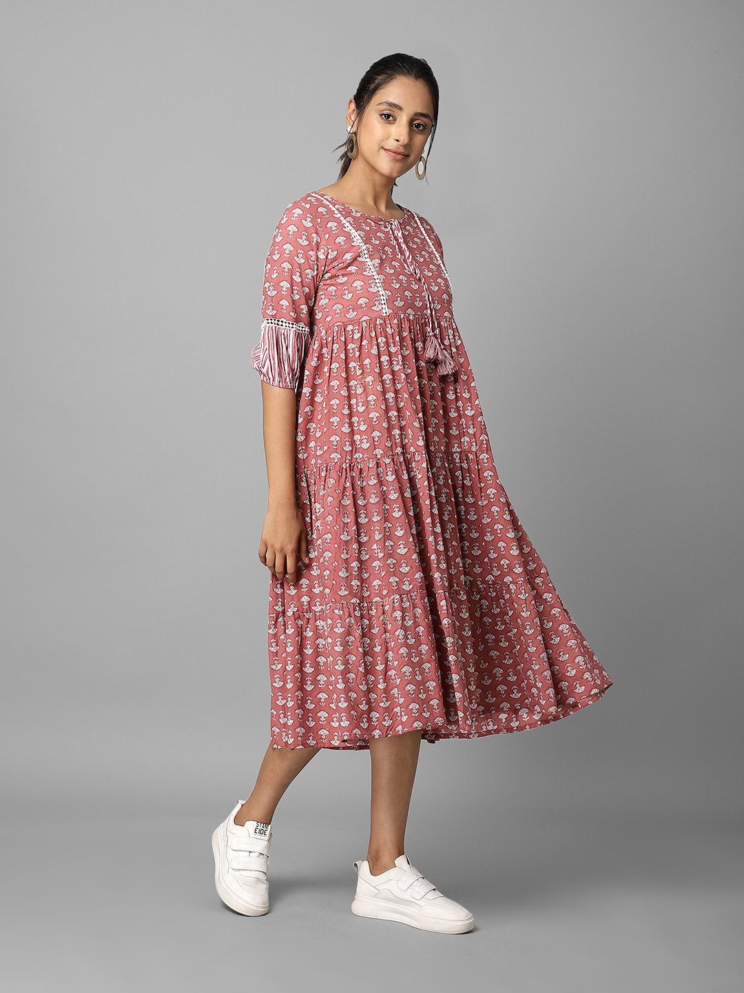 Women's Pink Floral Printed Triered A-Line Dress