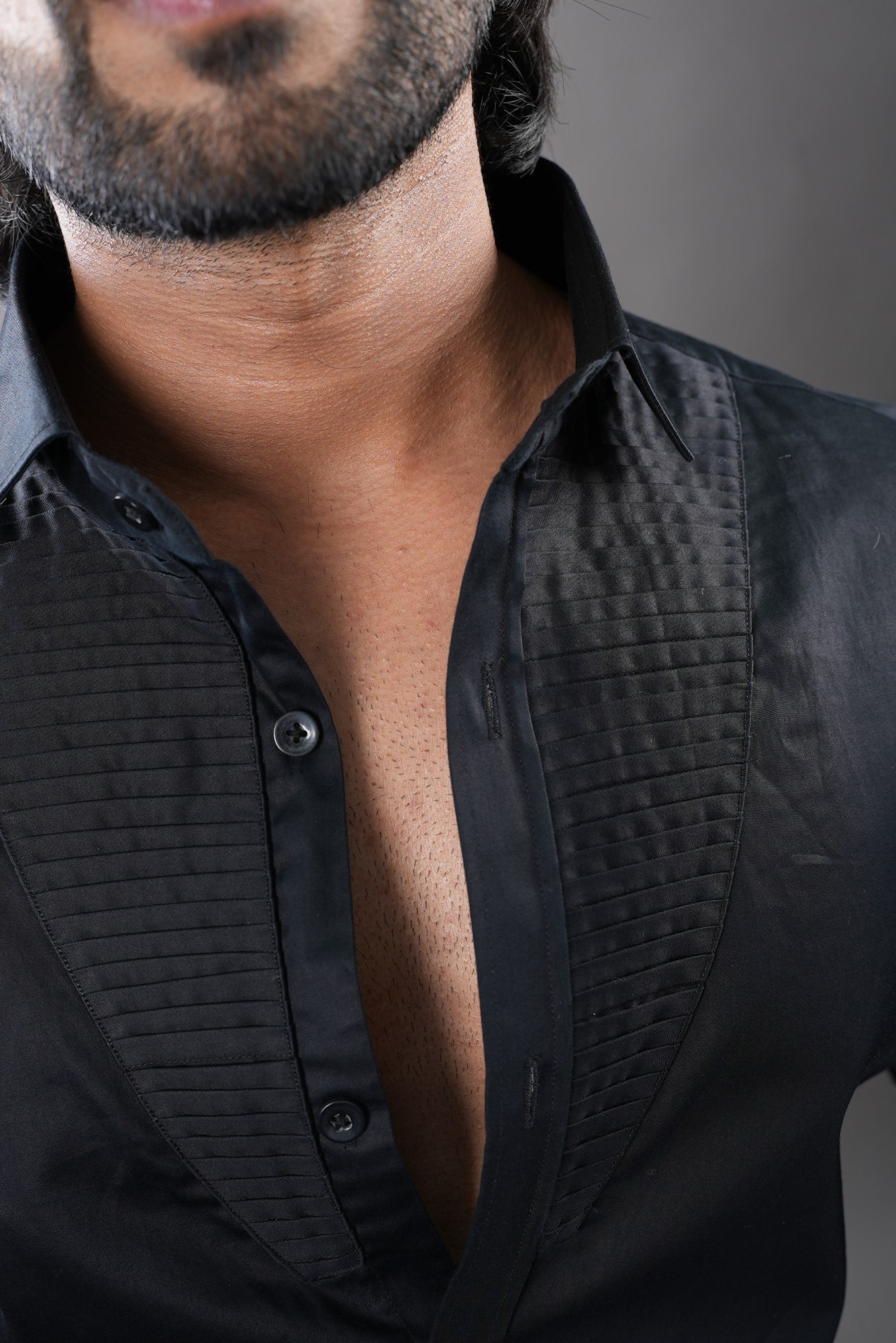 Men's Black Color V Pintuck Full Sleeves Casual Shirt - Hilo Design