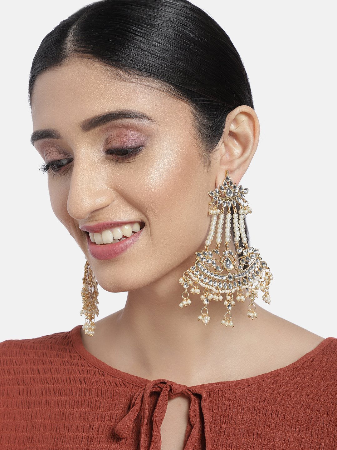 Women's Traditional Gold Plated Zinc Alloy Kundan And Pearl Zinc Earrings