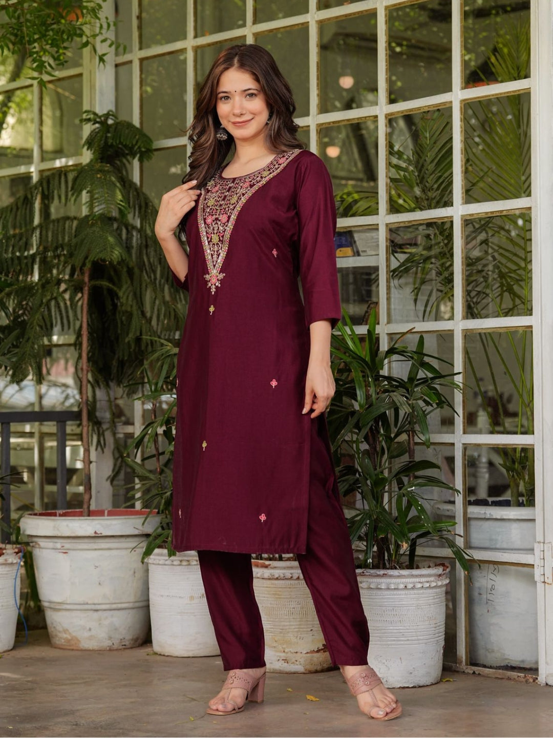 Color_Maroon