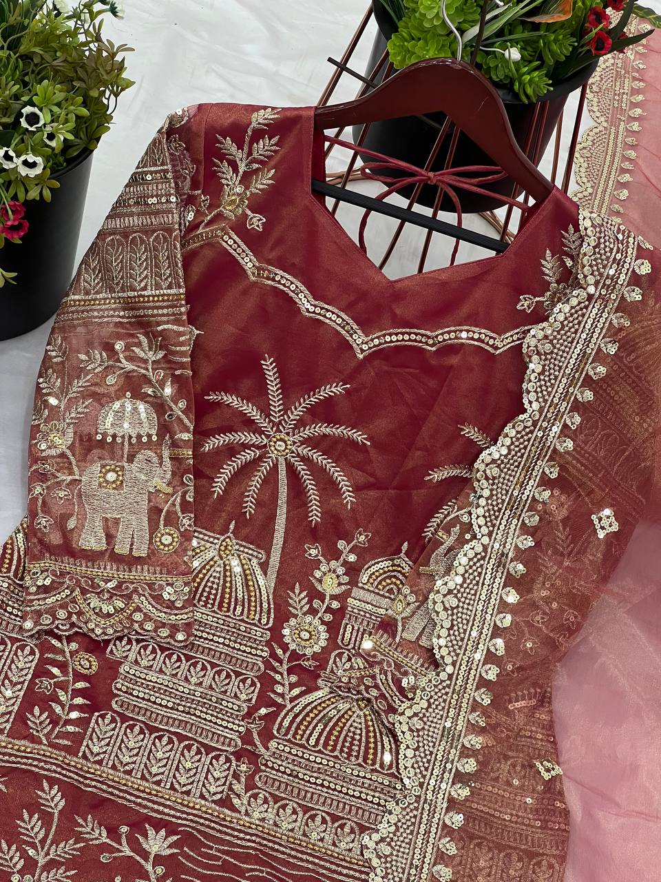 Color_Maroon