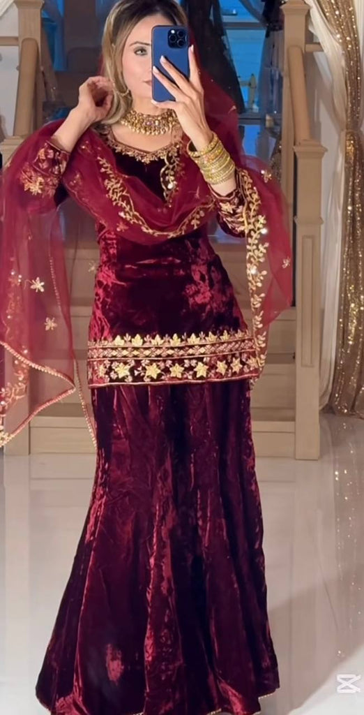 Color_Maroon 