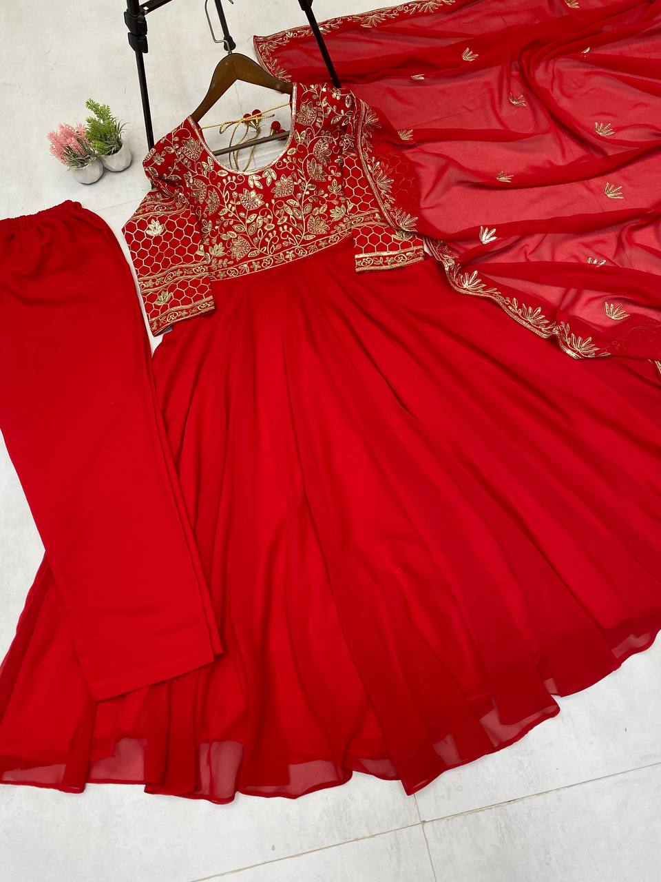 Color_Red