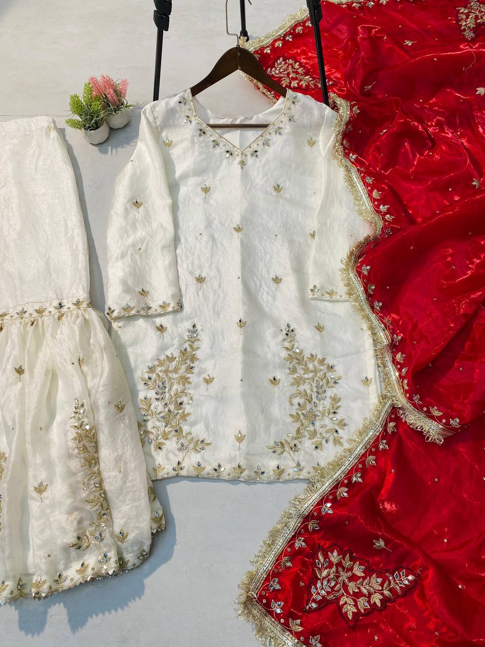 Color_White